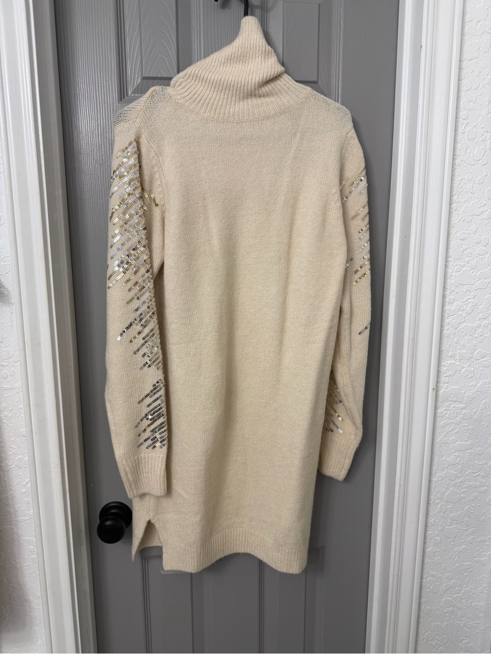 superdown Cream Ribbed Knit Turtleneck